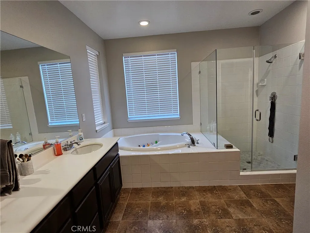 29596 Barefoot Circle, Menifee, California 92585 home-pic-7
